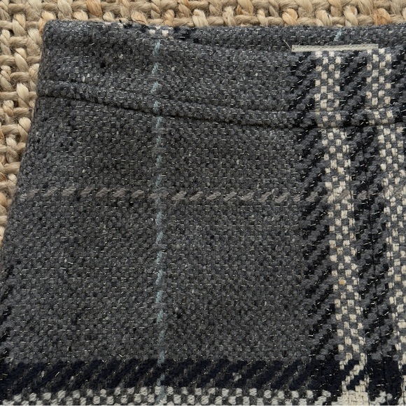 Burberry Gray Plaid Midi Skirt - Picture 5 of 16